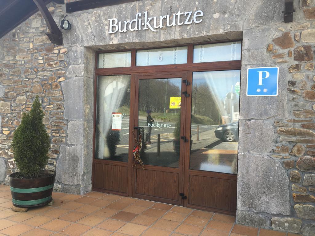 Burdi -Kurutze Pension Urquiola Extérieur photo
